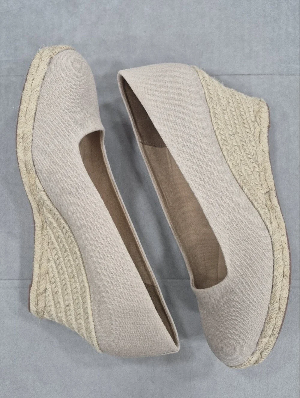J Crew Espadrilles women's 10.5 beige canvas wedge heel NEW